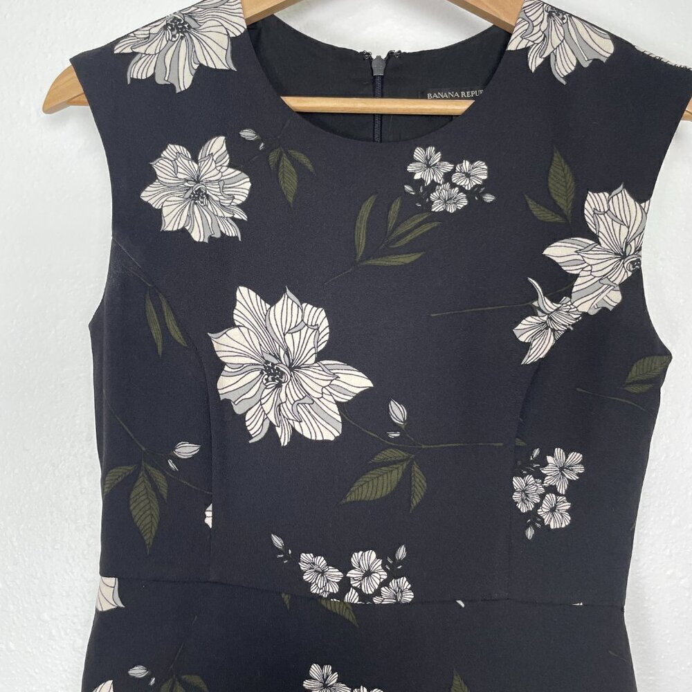 Banana Republic Black and White Floral Sheath Dress Size 0 Cap Sleeves - Picture 4 of 10